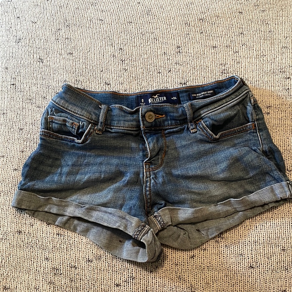 Hollister Low-rise short shorts.
